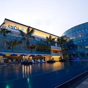 Отель One15 Marina Sentosa Cove *****